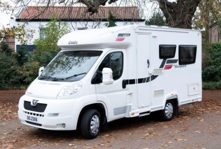 motorhome hire doncaster Sigourney